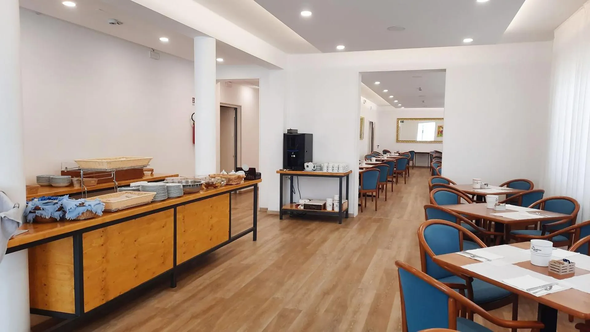 Отель Villa Serena Lido di Jesolo
